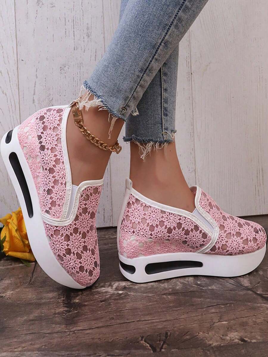 Aéra - Baskets en Dentelle Florale à Velcro