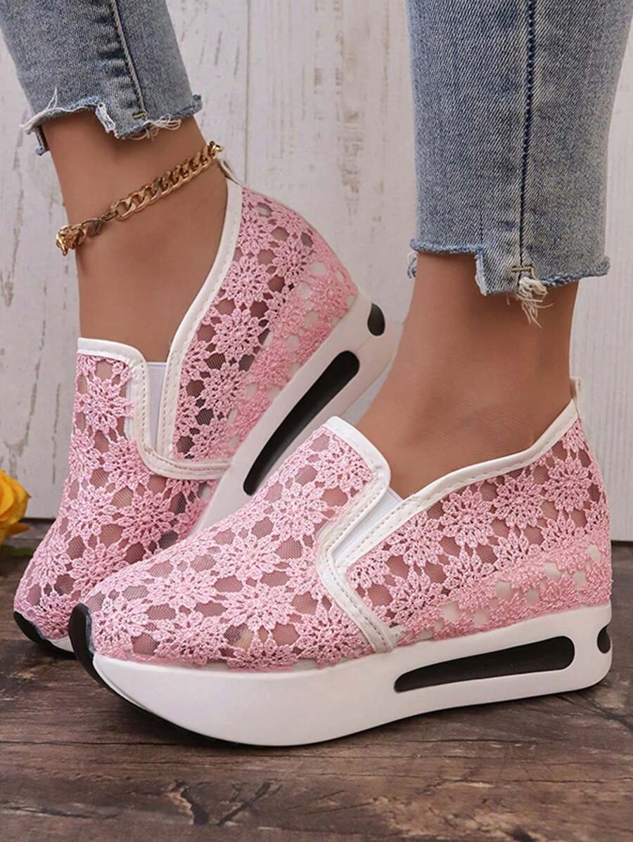 Aéra - Baskets en Dentelle Florale à Velcro