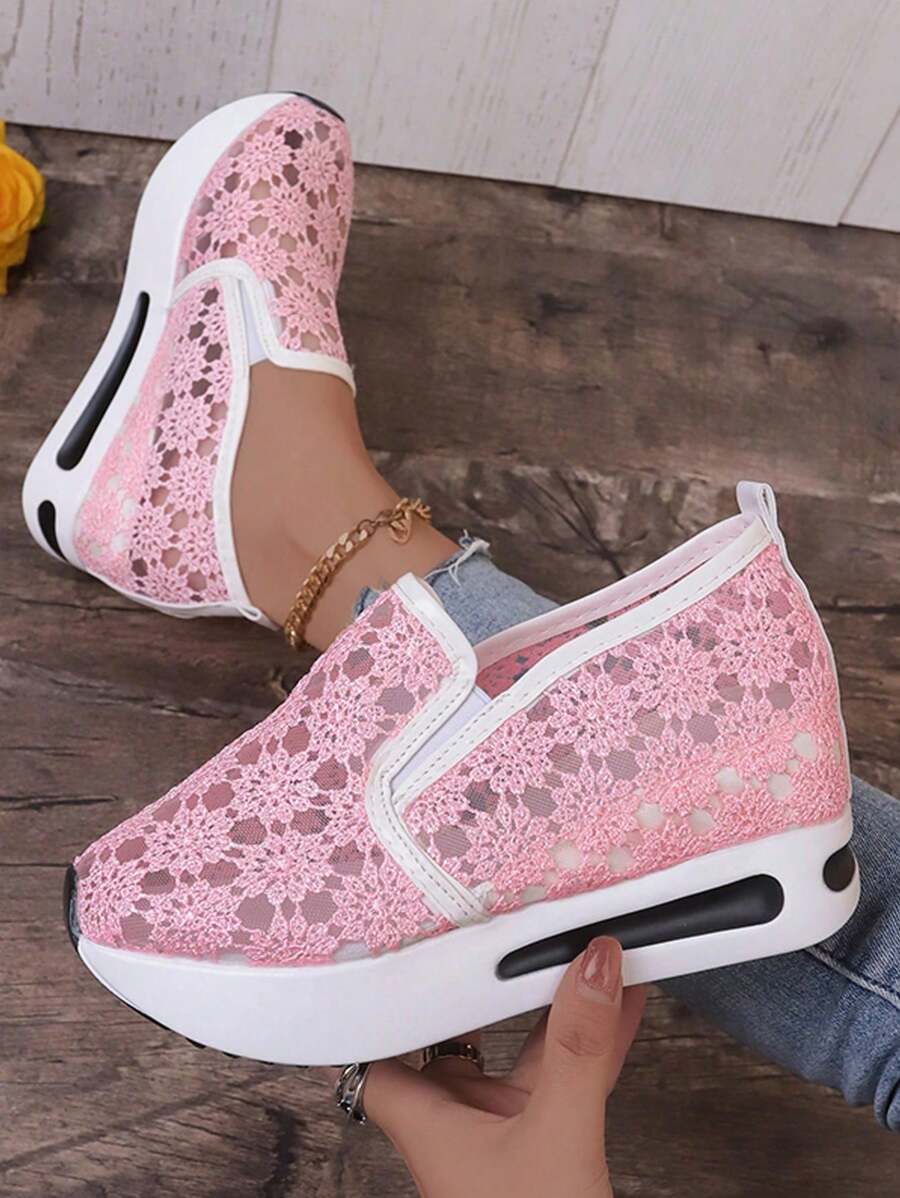 Aéra - Baskets en Dentelle Florale à Velcro
