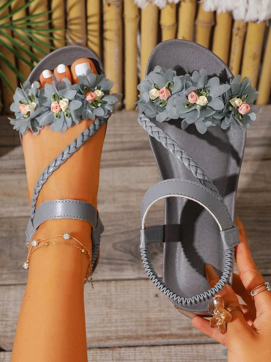 Rosalie | Sandales Florales à Bride Tressée