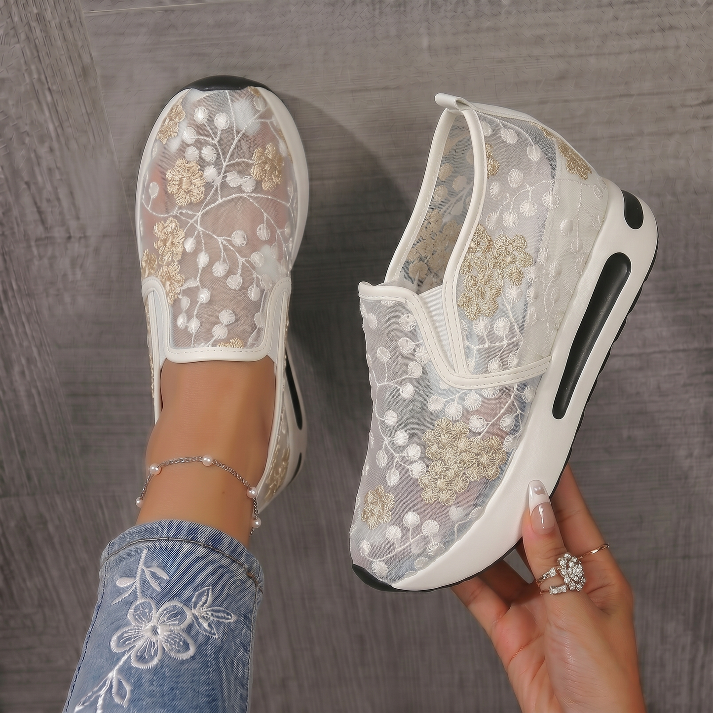 Mimosa - Baskets en Mesh Brodé Slip-On