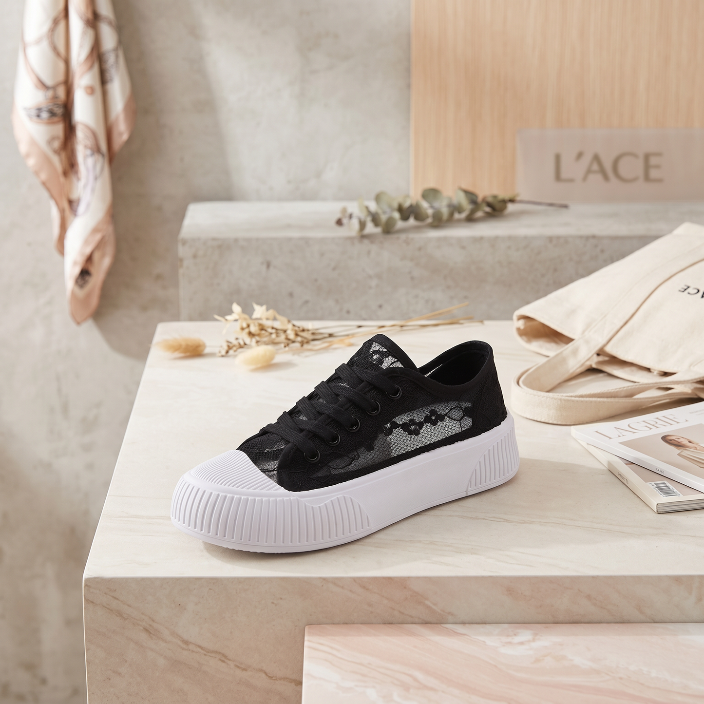 Flore | Baskets en Dentelle à Lacets
