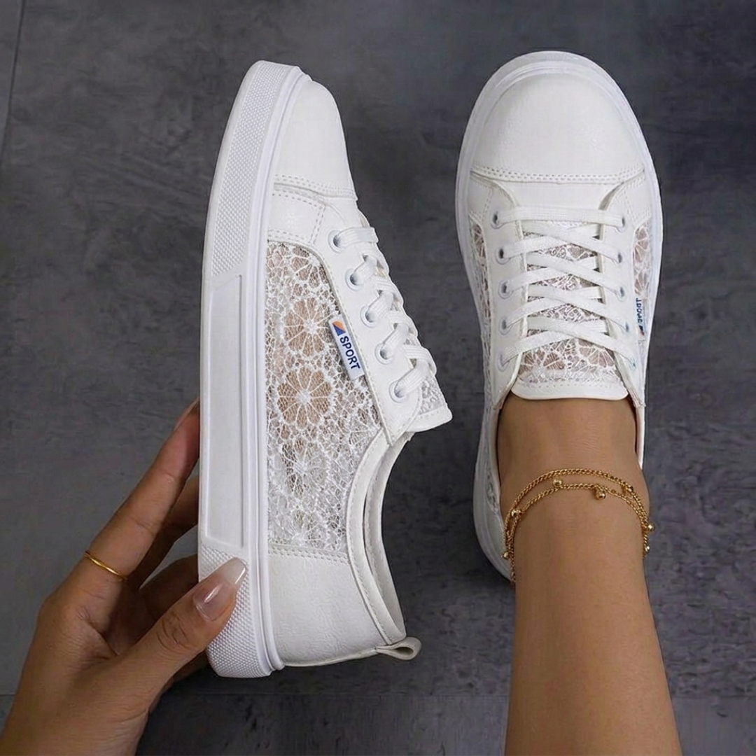 Lace - Baskets en Dentelle Florale à Lacets