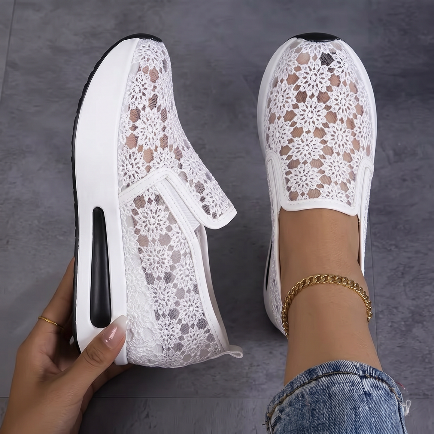 Aéra - Baskets en Dentelle Florale à Velcro